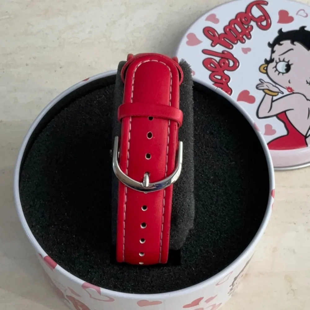 Betty Boop Watch Red Wristwatch Heart Kiss Large Face New Vintage